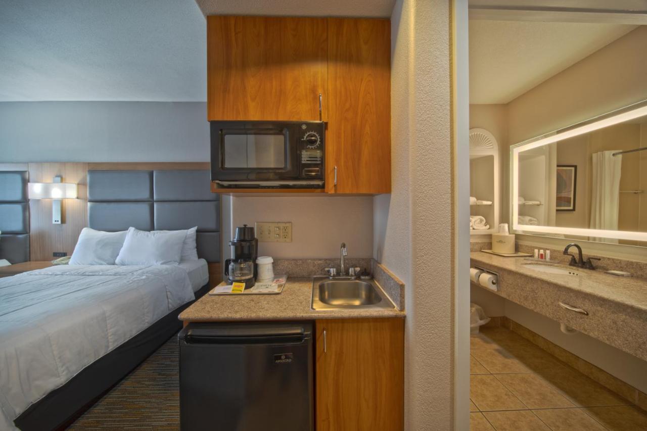 Wingate By Wyndham Houston Bush Intercontinental Airport Hotel Aldine Exterior photo