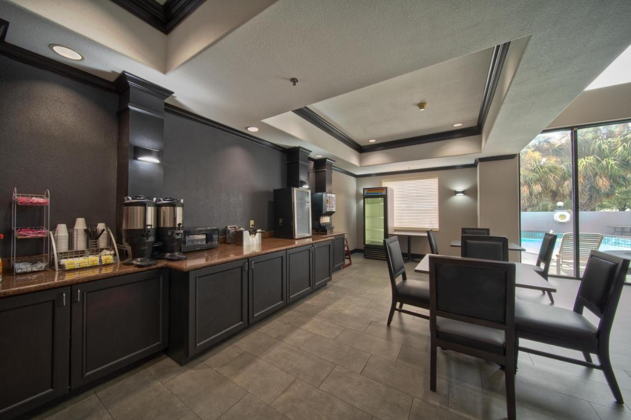 Wingate By Wyndham Houston Bush Intercontinental Airport Hotel Aldine Exterior photo