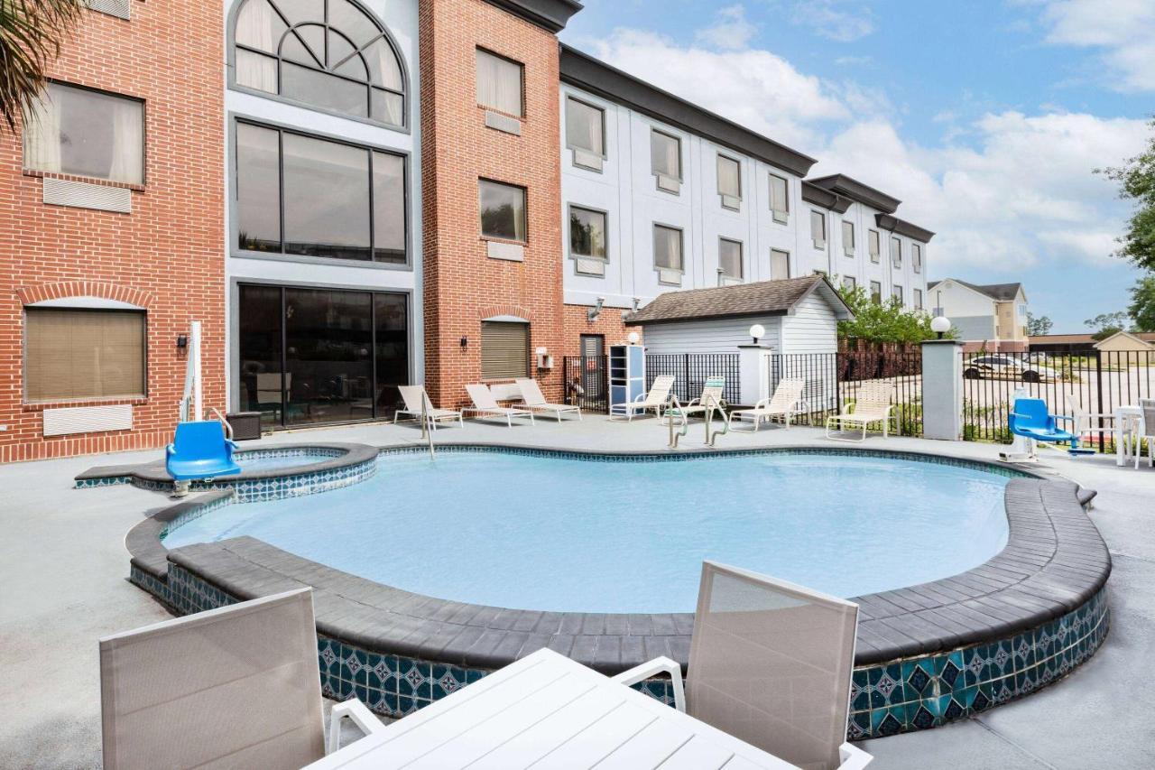 Wingate By Wyndham Houston Bush Intercontinental Airport Hotel Aldine Exterior photo